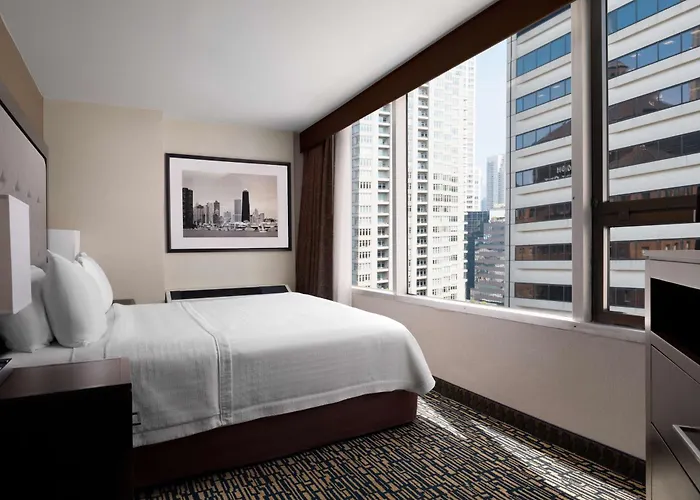 Homewood By Hilton Downtown - Magnificent Mile Hotel