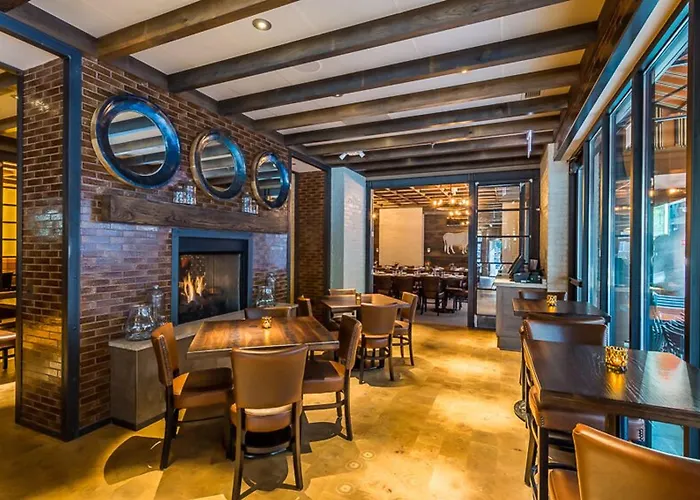 Homewood By Hilton Downtown - Magnificent Mile 3*
