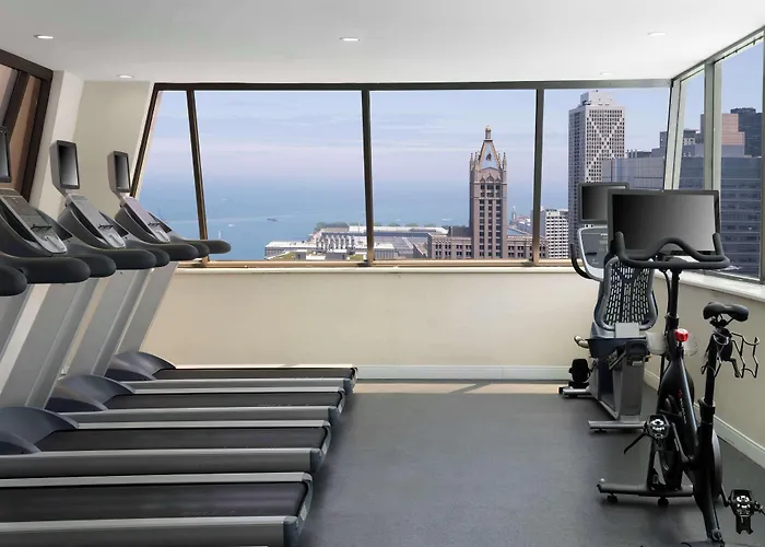 Hotel Homewood By Hilton Downtown - Magnificent Mile