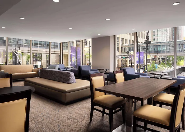 Homewood By Hilton Downtown - Magnificent Mile Hotel 3*