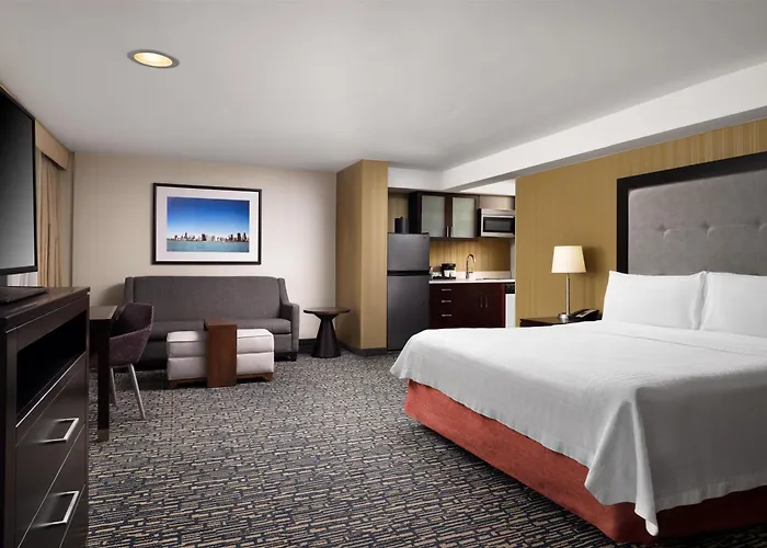 Homewood By Hilton Downtown - Magnificent Mile Hotel 3*