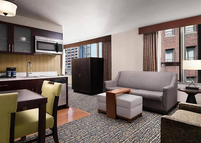 Hotel Homewood By Hilton Downtown - Magnificent Mile 3*