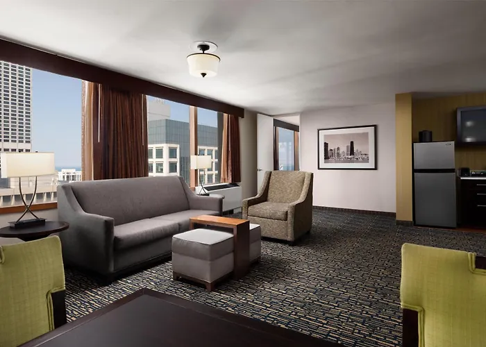 Hotel Homewood By Hilton Downtown - Magnificent Mile 3*
