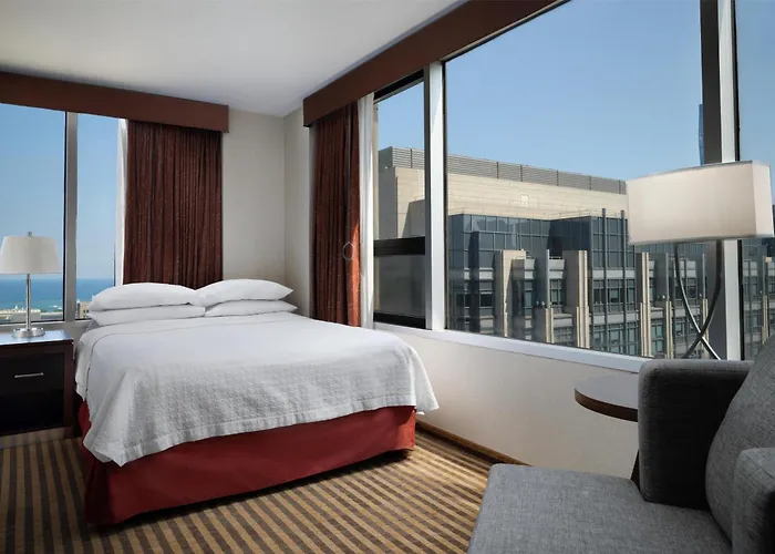 Homewood By Hilton Downtown - Magnificent Mile Hotel 3*