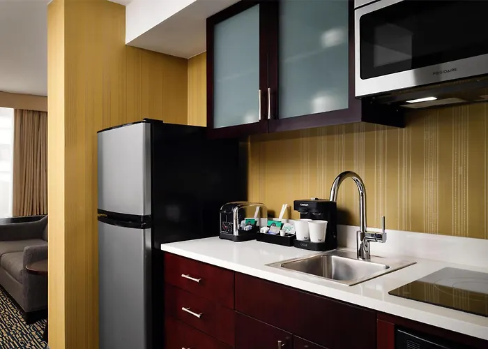 Homewood By Hilton Downtown - Magnificent Mile Hotel 3*