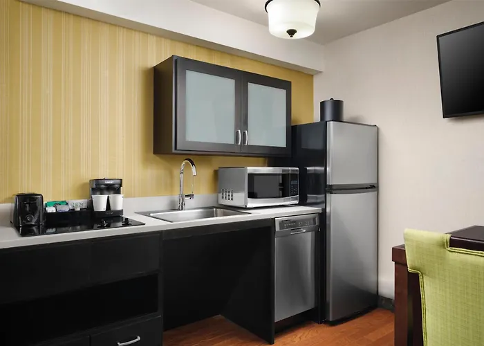 Homewood By Hilton Downtown - Magnificent Mile Hotel 3*